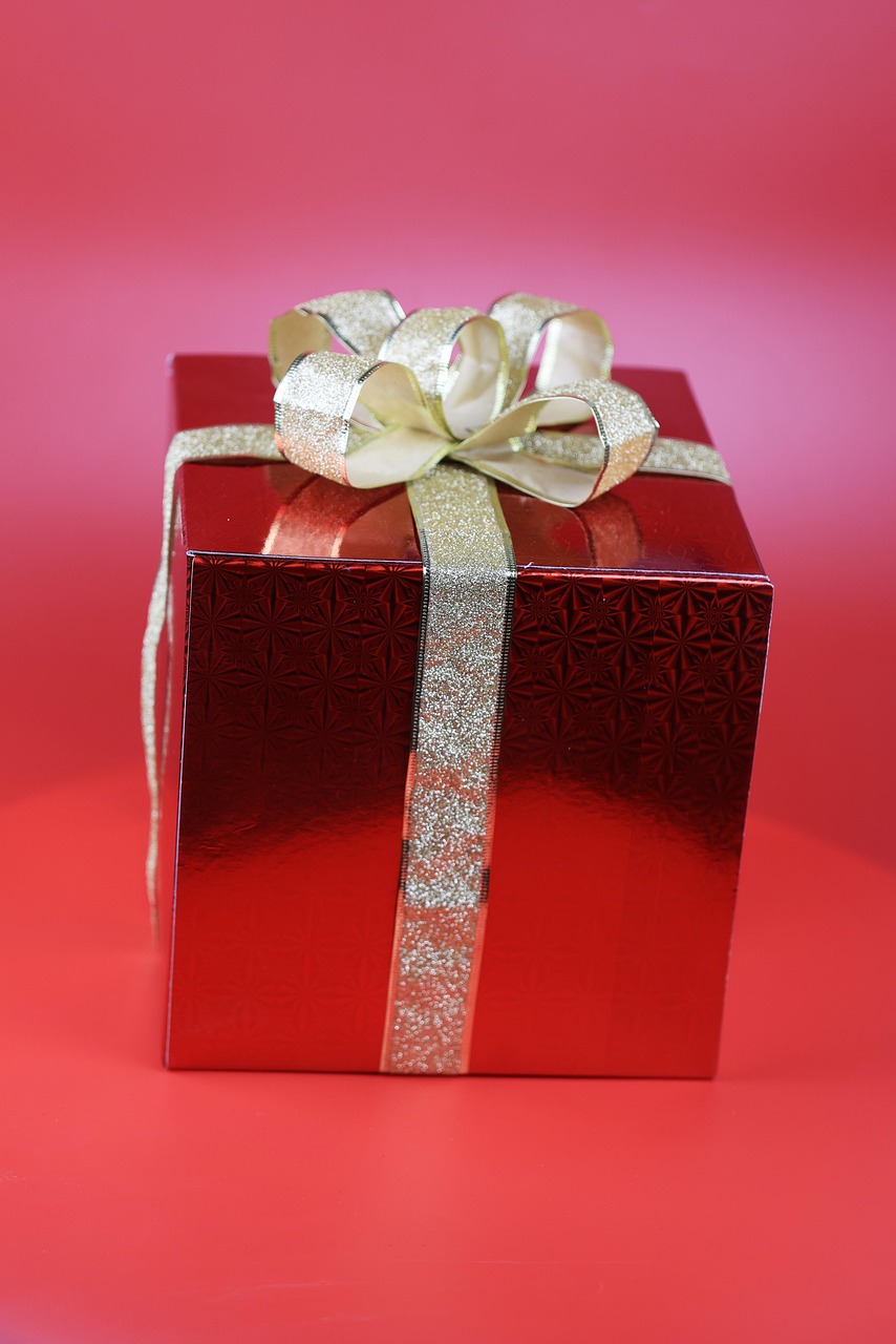 package, gift boxes, festival, gift, ribbon, square, box, decorate, surprise, paper, background, beautiful wallpaper, gift box, love, small gift